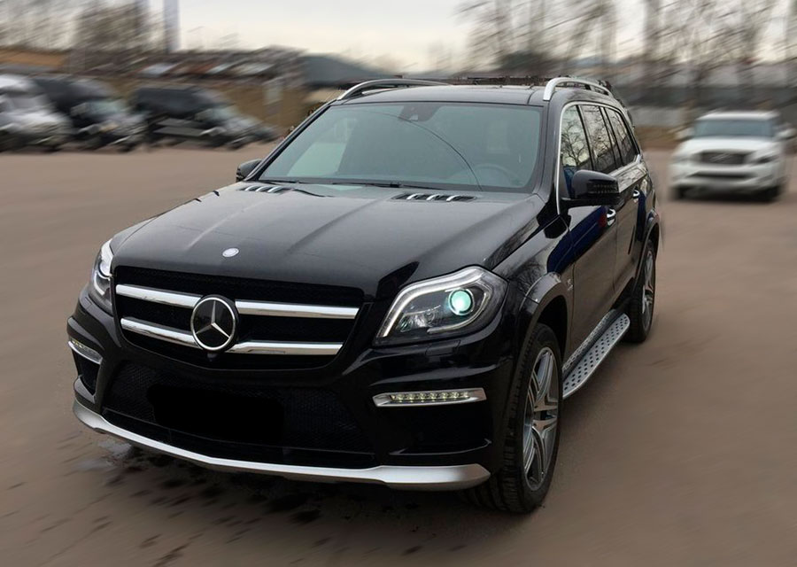 Mercedes стоимостью 3,8 млн руб. украли у предпринимателя в Очаково-Матвеевском