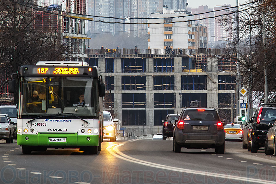 Два новых автобусных маршрута появятся в районе Очаково-<strong class="search_match">Матвеевск</strong>ое