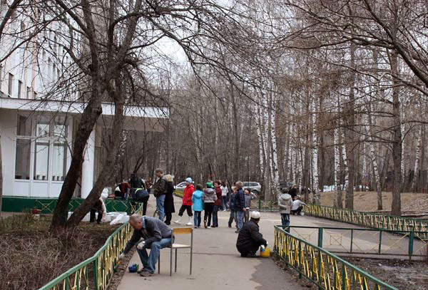 20 апреля 2013 года состоялся субботник в районе Очаково-Матвеевское